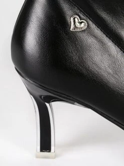 Braccialini Stivali Alti A Punta Con Tacco Trasparente 18 Braccialini Stivali Alti A Punta Con Tacco Trasparente -Laura Biagiotti Italia stivali alti a punta con tacco trasparente 308765