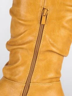 Stivali Arricciati A Punta - Giallo -Laura Biagiotti Italia stivali arricciati a punta 292034