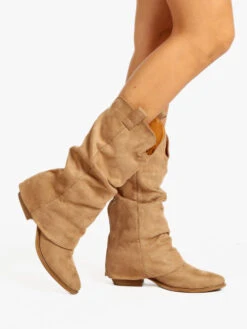 Stivali Donna A Punta Con Risvolto - Cammello