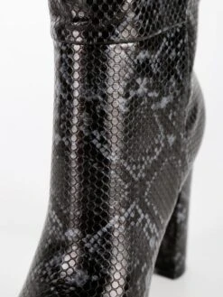 Stivali Donna Pitonati Con Tacco - Nero -Laura Biagiotti Italia stivali donna pitonati con tacco 383544