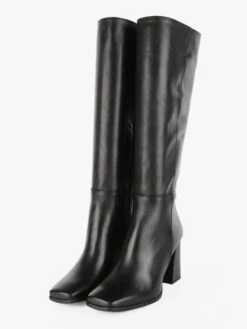 Stivali In Pelle A Punta Squadrata - Nero 8 Stivali In Pelle A Punta Squadrata - Nero -Laura Biagiotti Italia stivali in pelle a punta squadrata 571015