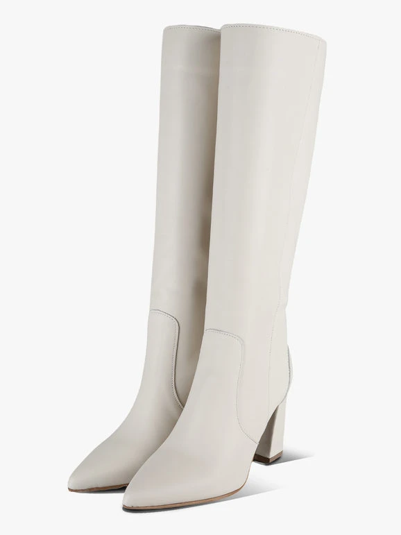 Stivali In Pelle Con Tacco - Bianco 2 Stivali In Pelle Con Tacco - Bianco - immagine 2