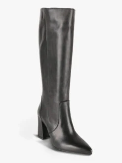 Stivali In Pelle Con Tacco - Nero